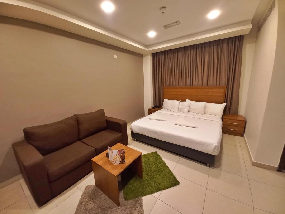Lujain Hotel فندق النور واللجين Amman Eksteriør billede