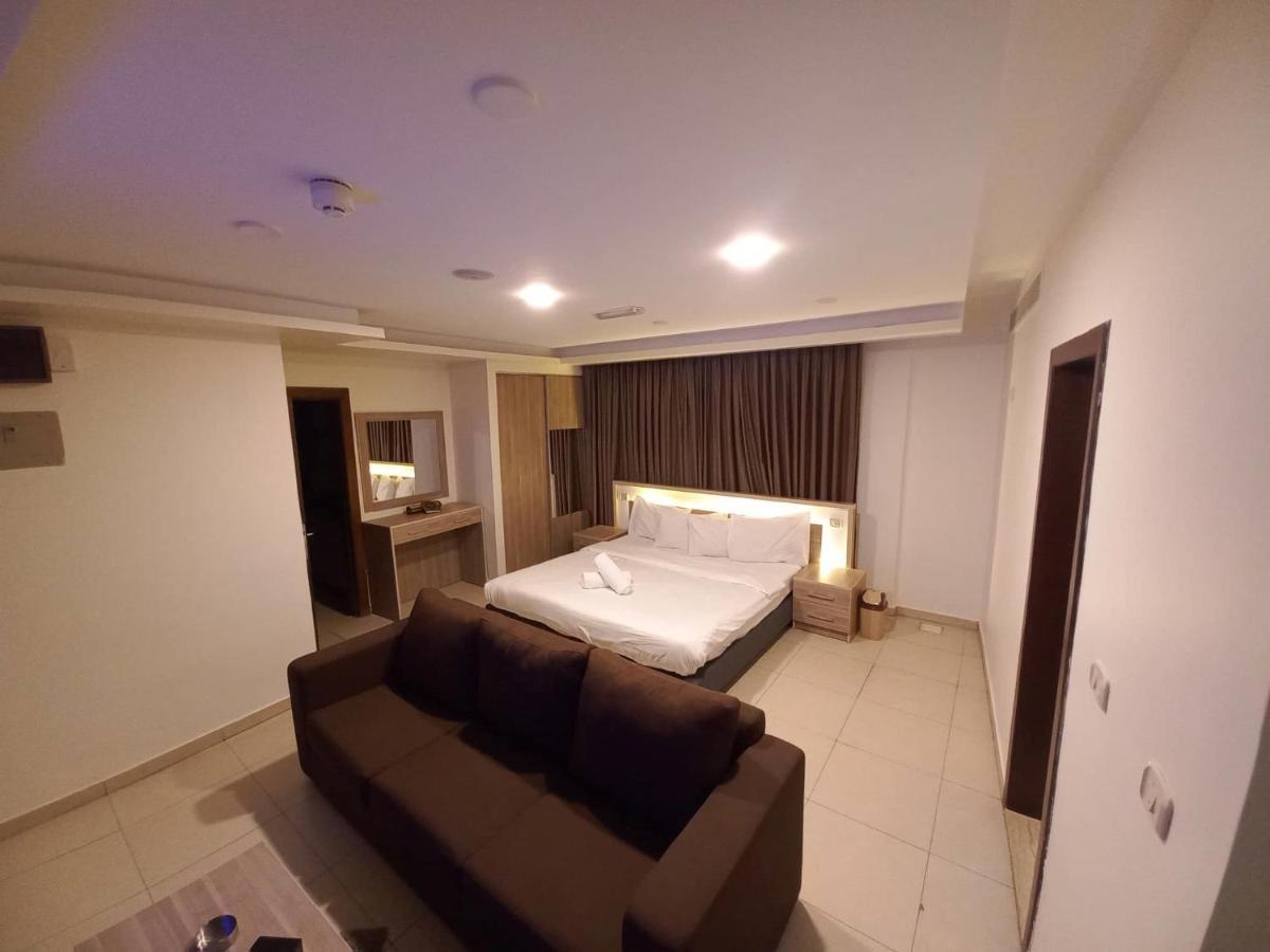 Lujain Hotel فندق النور واللجين Amman Eksteriør billede