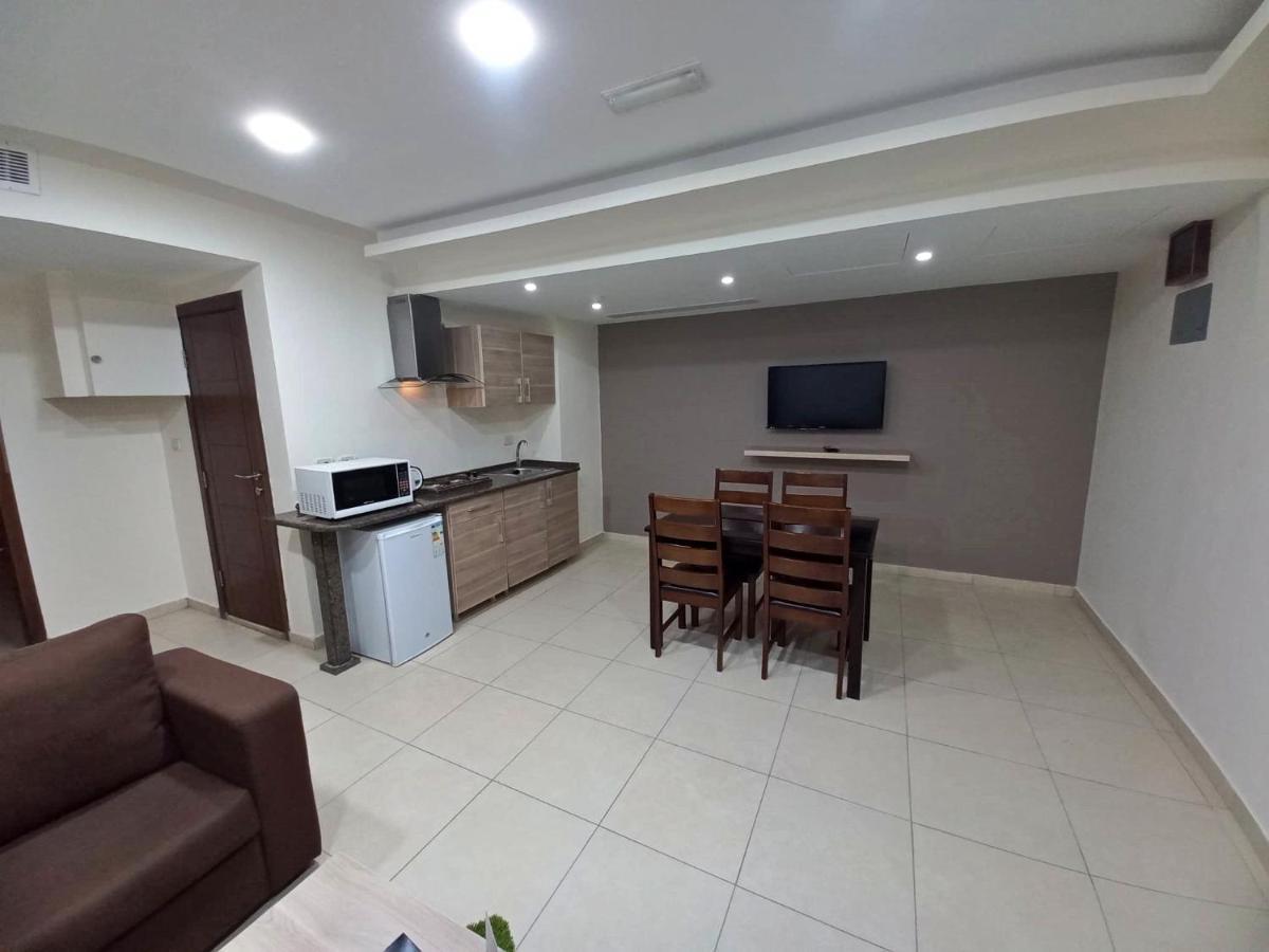 Lujain Hotel فندق النور واللجين Amman Eksteriør billede