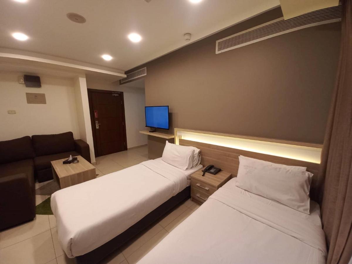 Lujain Hotel فندق النور واللجين Amman Eksteriør billede