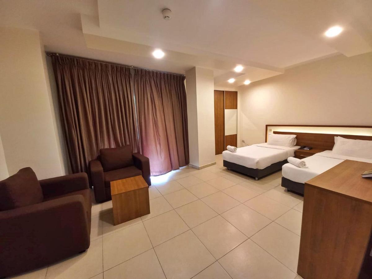 Lujain Hotel فندق النور واللجين Amman Eksteriør billede