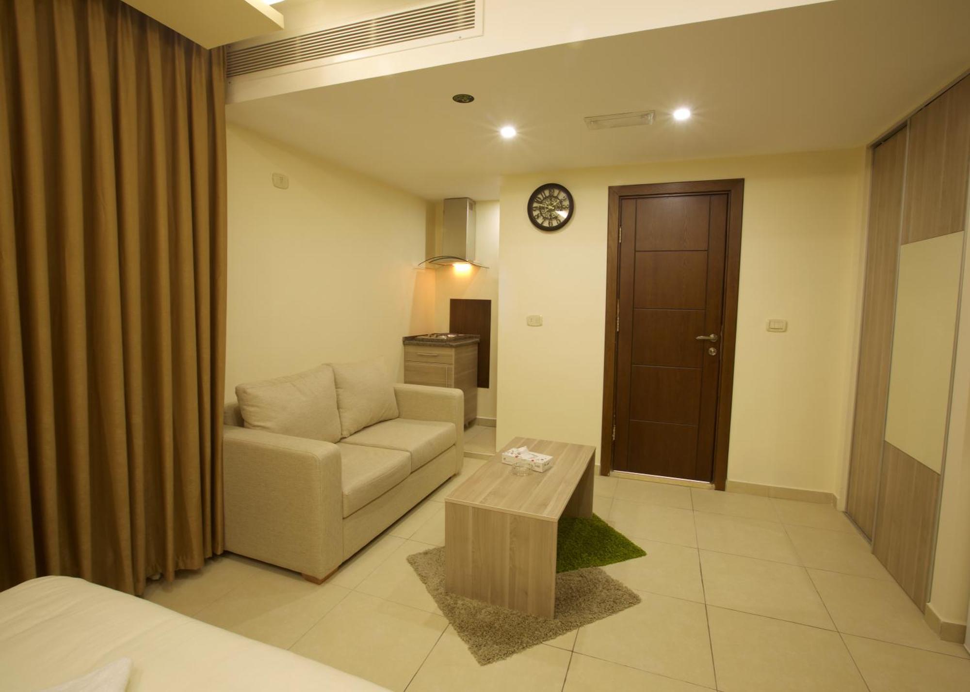 Lujain Hotel فندق النور واللجين Amman Eksteriør billede