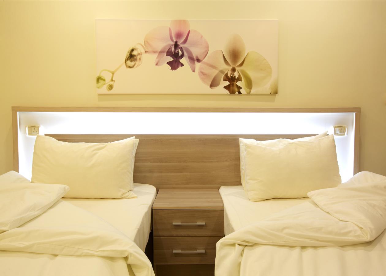 Lujain Hotel فندق النور واللجين Amman Værelse billede
