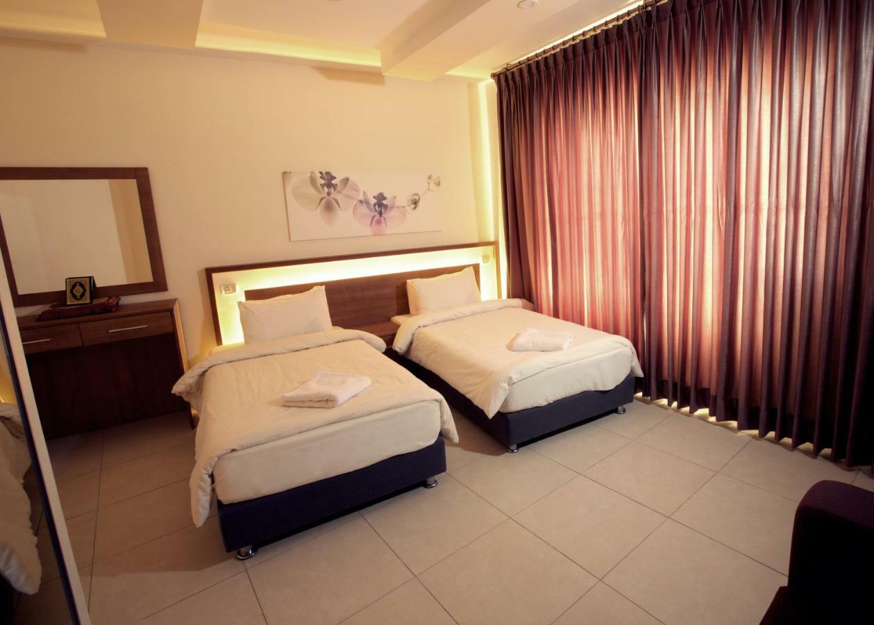 Lujain Hotel فندق النور واللجين Amman Eksteriør billede